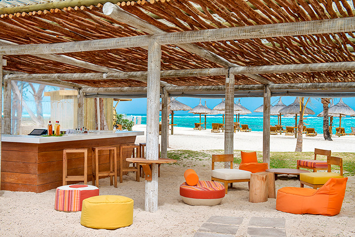 WE BEACH BAR WE BEACH BAR