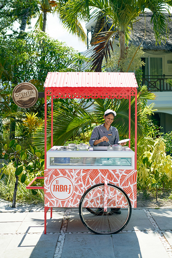 BEACH SERVICE